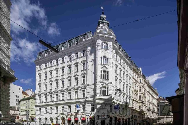 IMMOFINANZ has successfully completed the sale of additional office properties